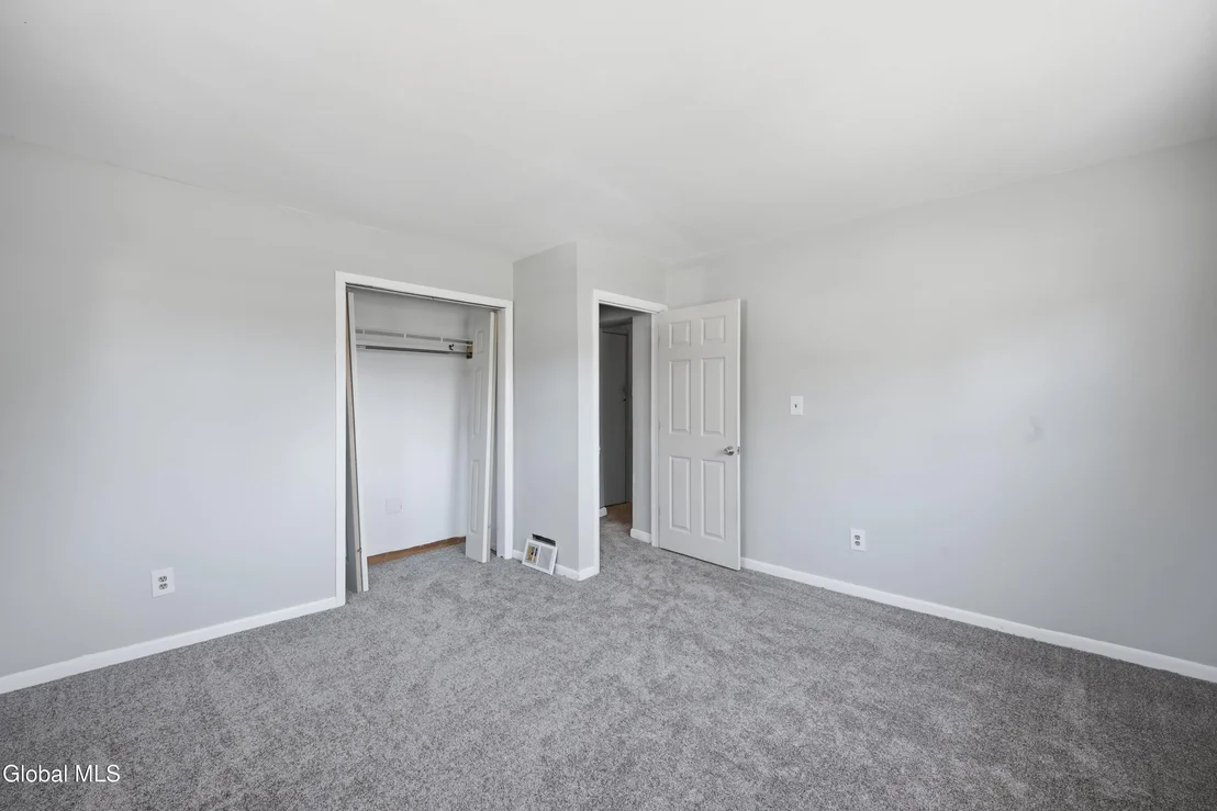 Photo of 138 Birchwood Drive