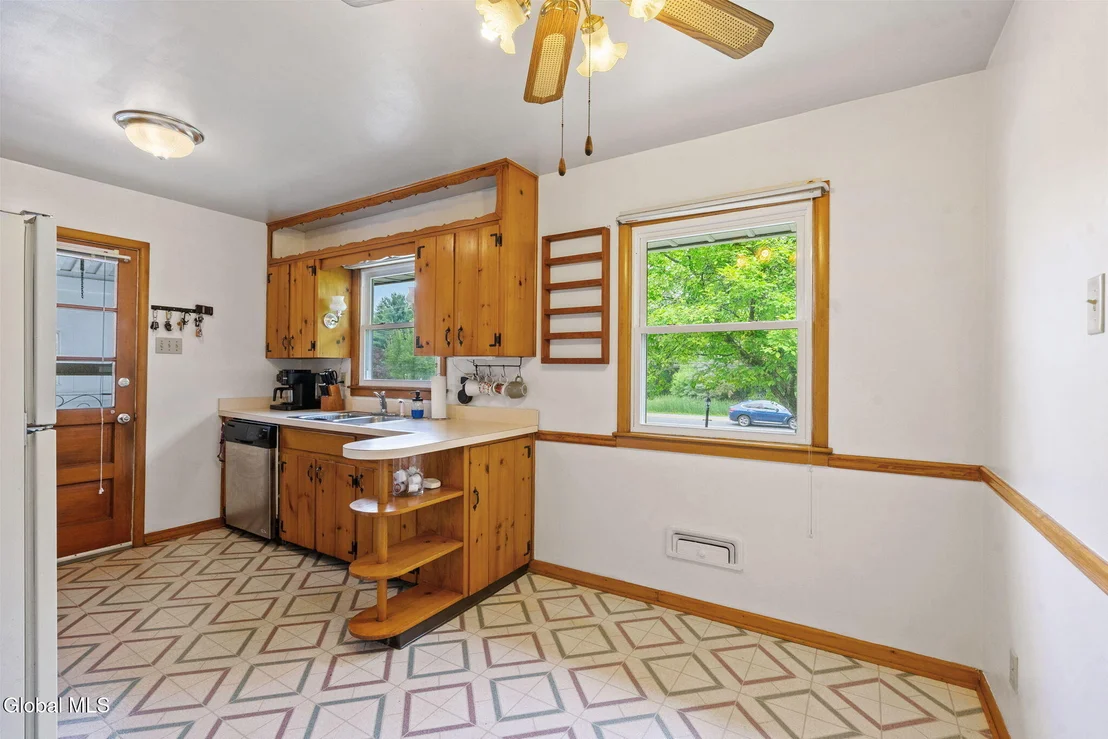 Photo of 2303 Balltown Road