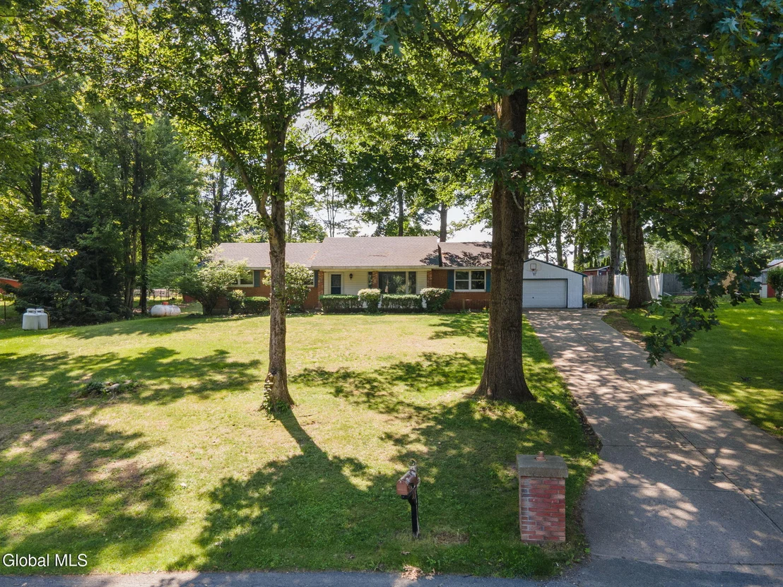 Photo of 11 Matthew Drive