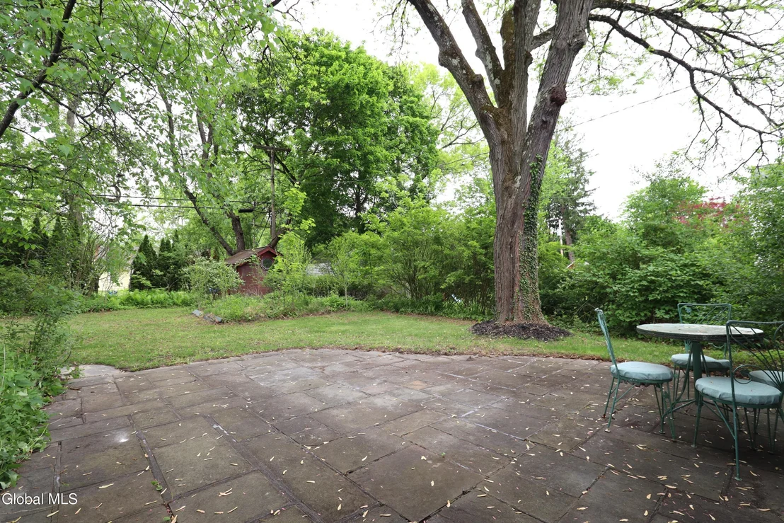 Photo of 2132 Niskayuna Drive