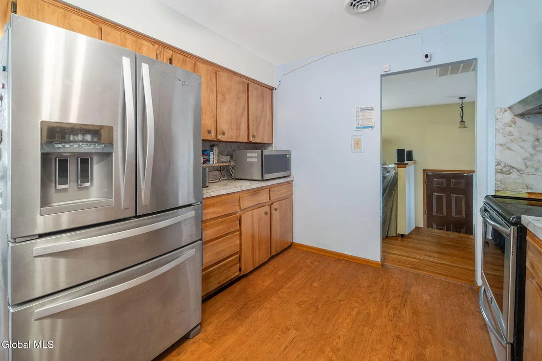 Photo of 1358 Maple Hill Road