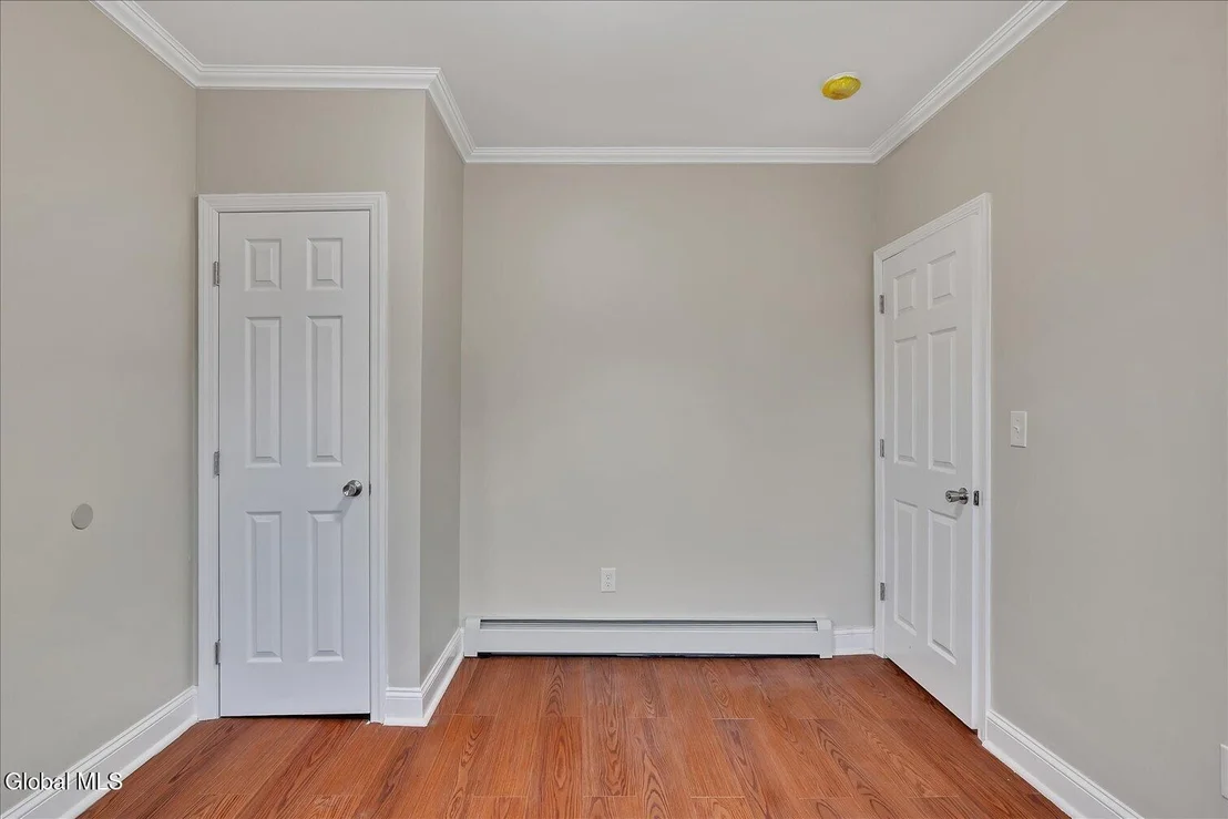 Photo of 27 Robinson Street