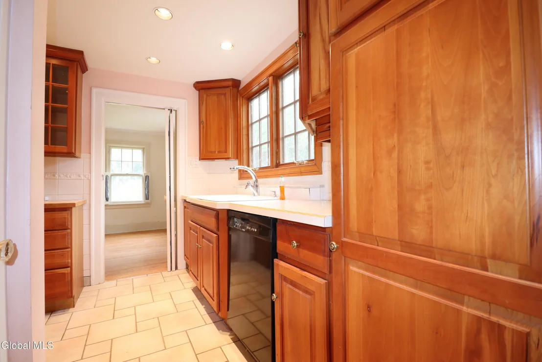 Photo of 2132 Niskayuna Drive