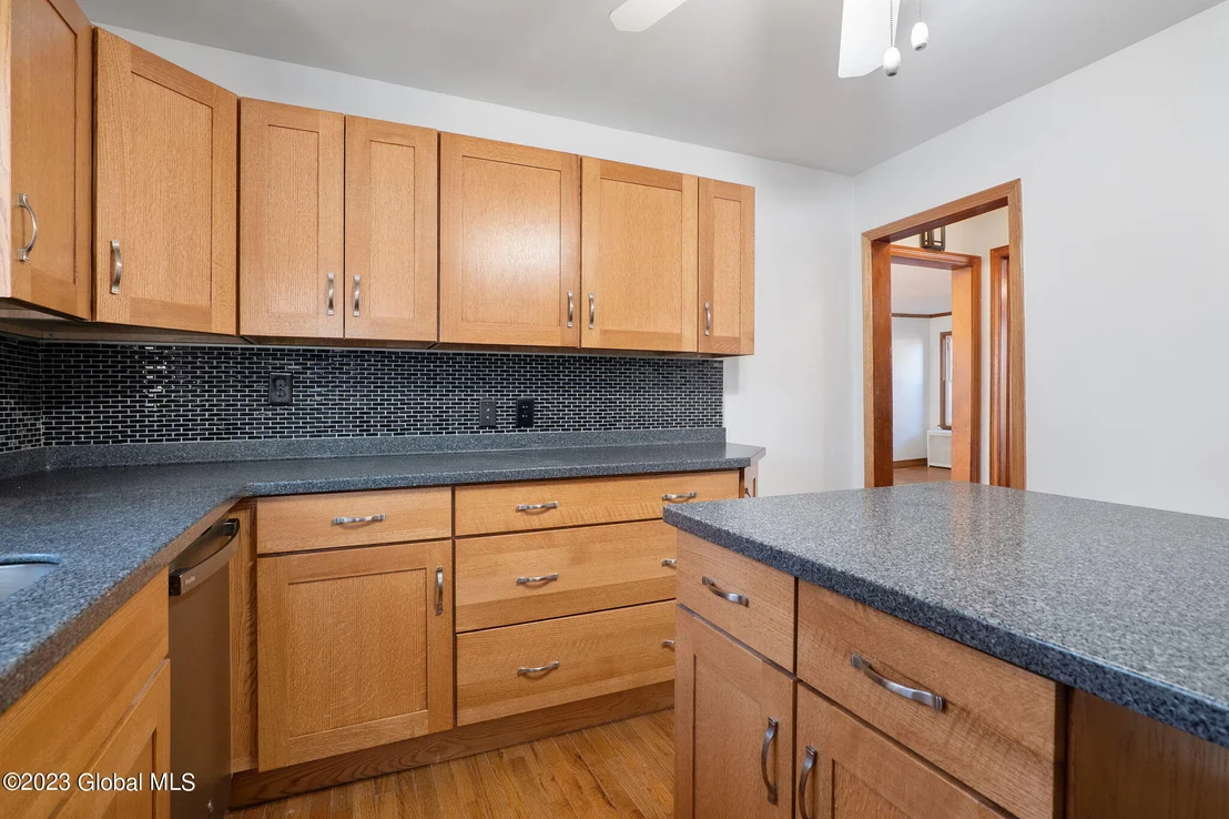 Photo of 41 Bayberry Road