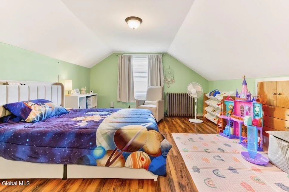 Photo of 2522 Van Dyke Avenue