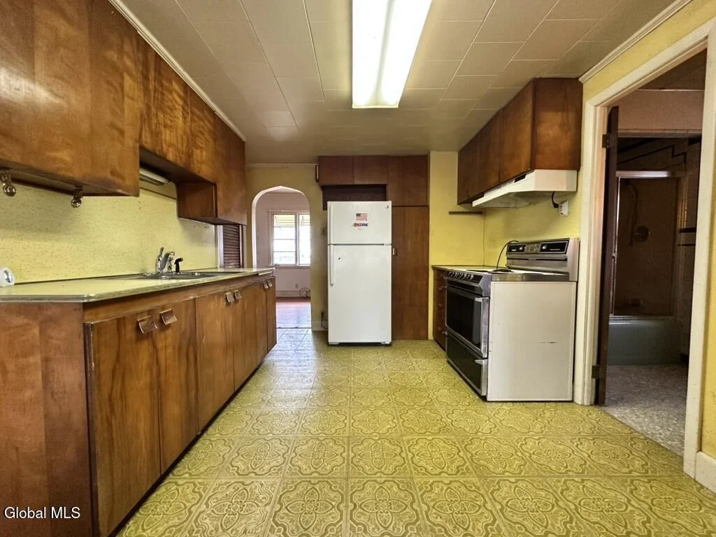 Photo of 382 Ballston Road