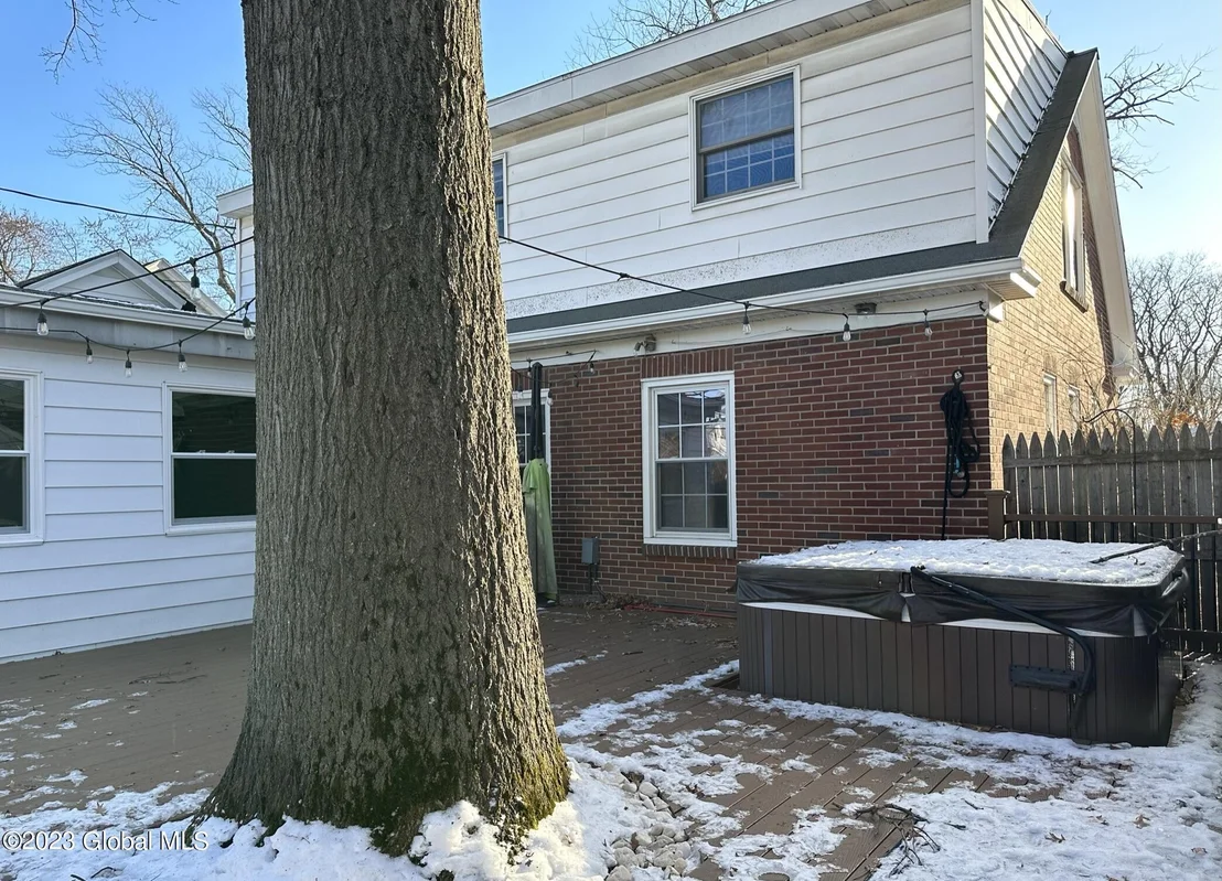 Photo of 14 Berncliff Avenue