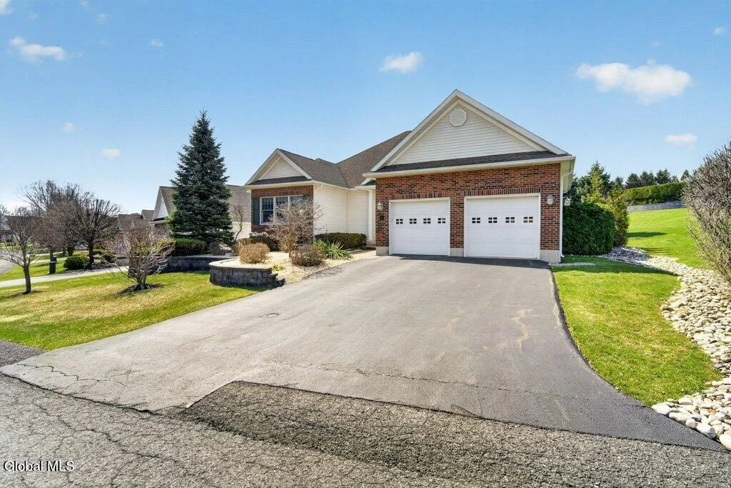 Photo of 1 Conway Circle
