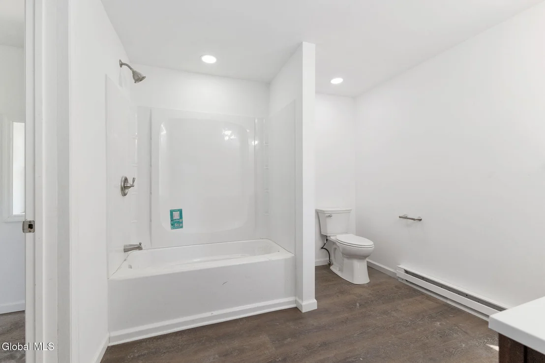 Photo of 5 White Road