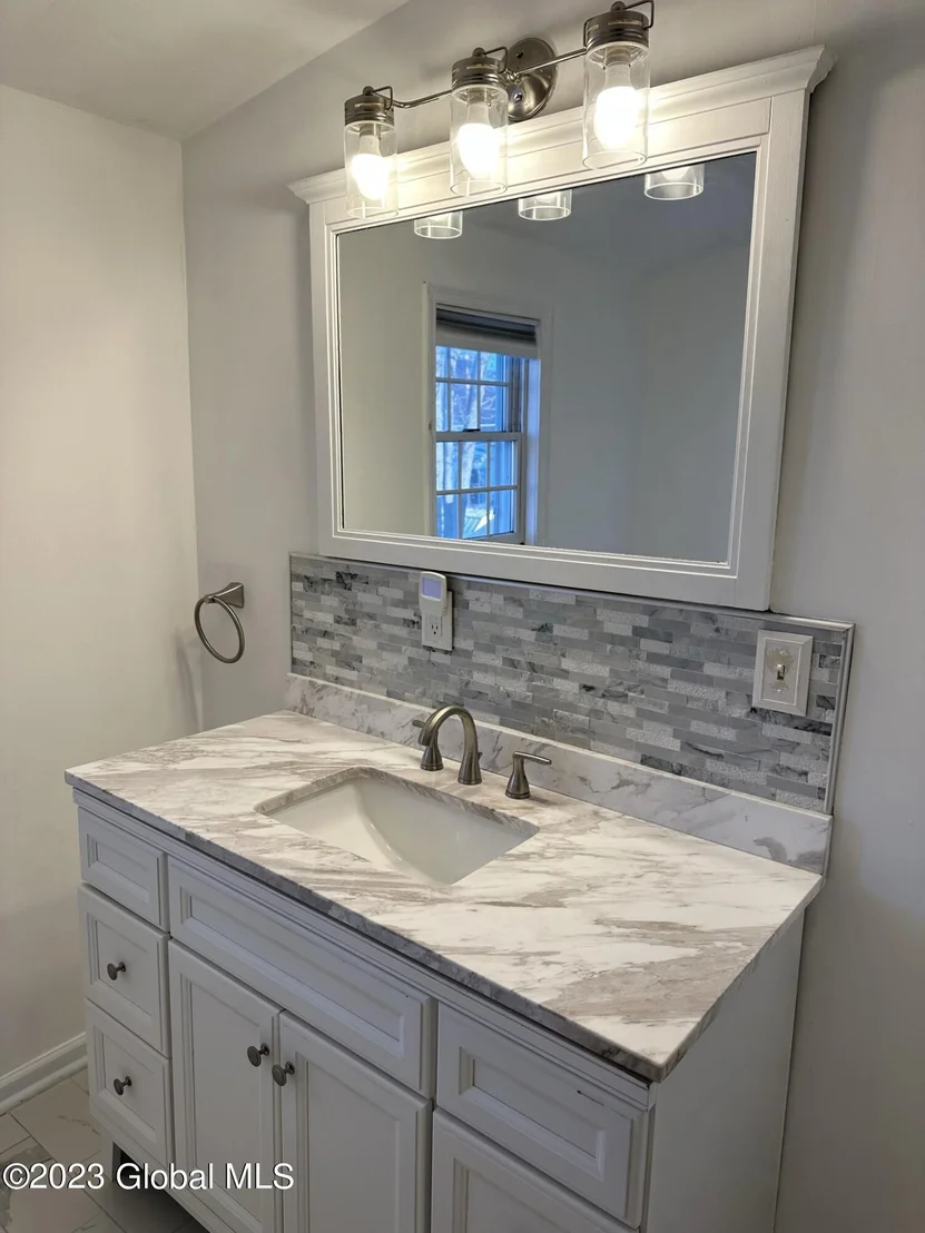 Photo of 14 Berncliff Avenue