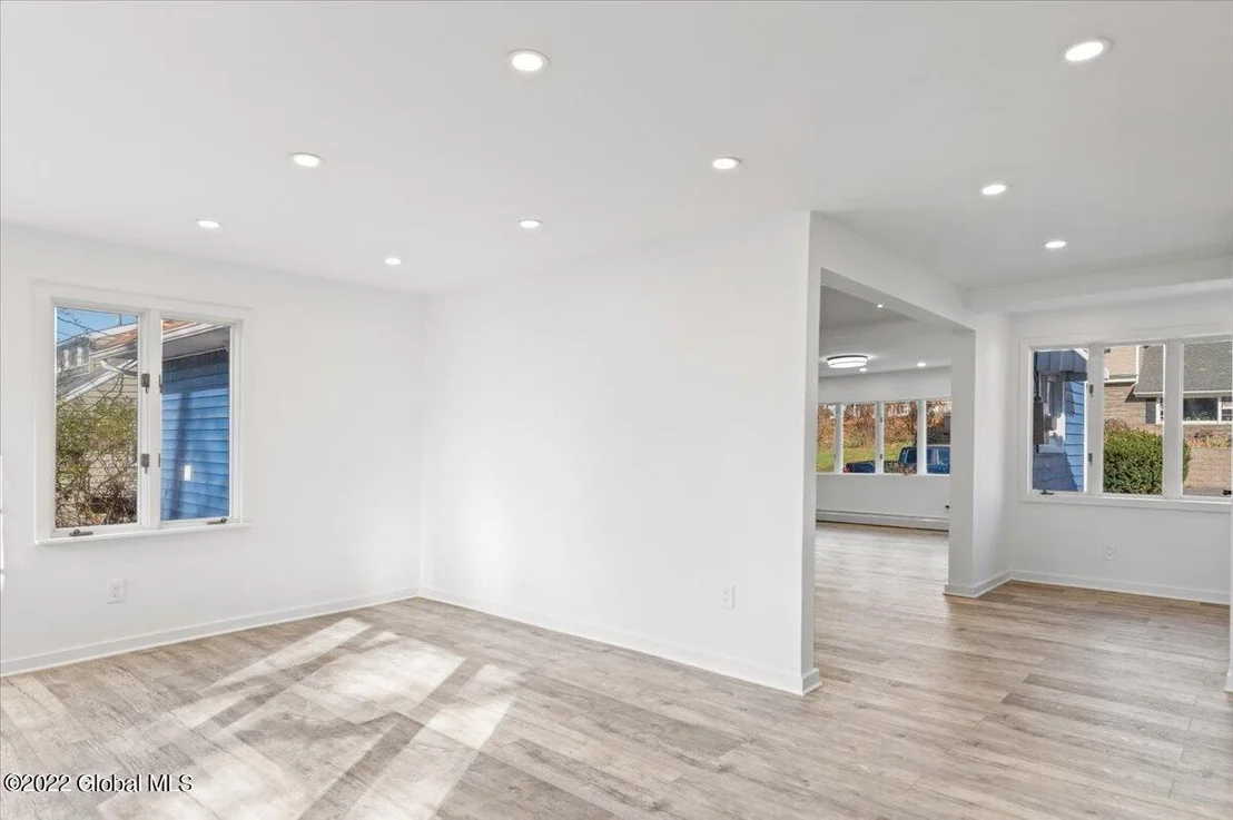 Photo of 895 Obrien Avenue