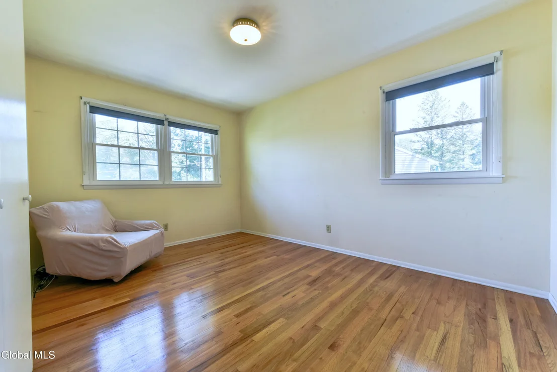 Photo of 4 Cedar Court