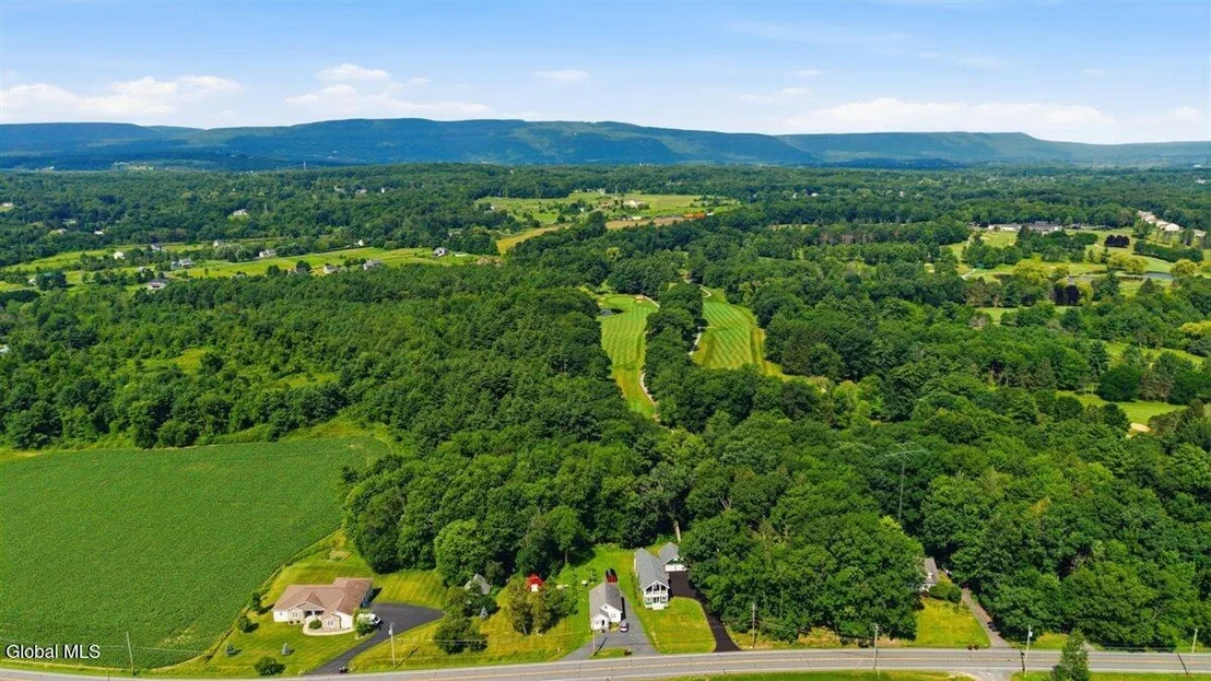 Photo of 335 Maple Road