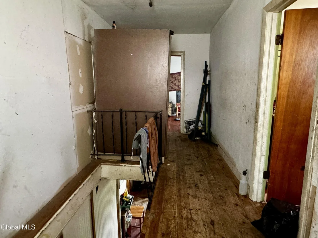 Photo of 21 River Road