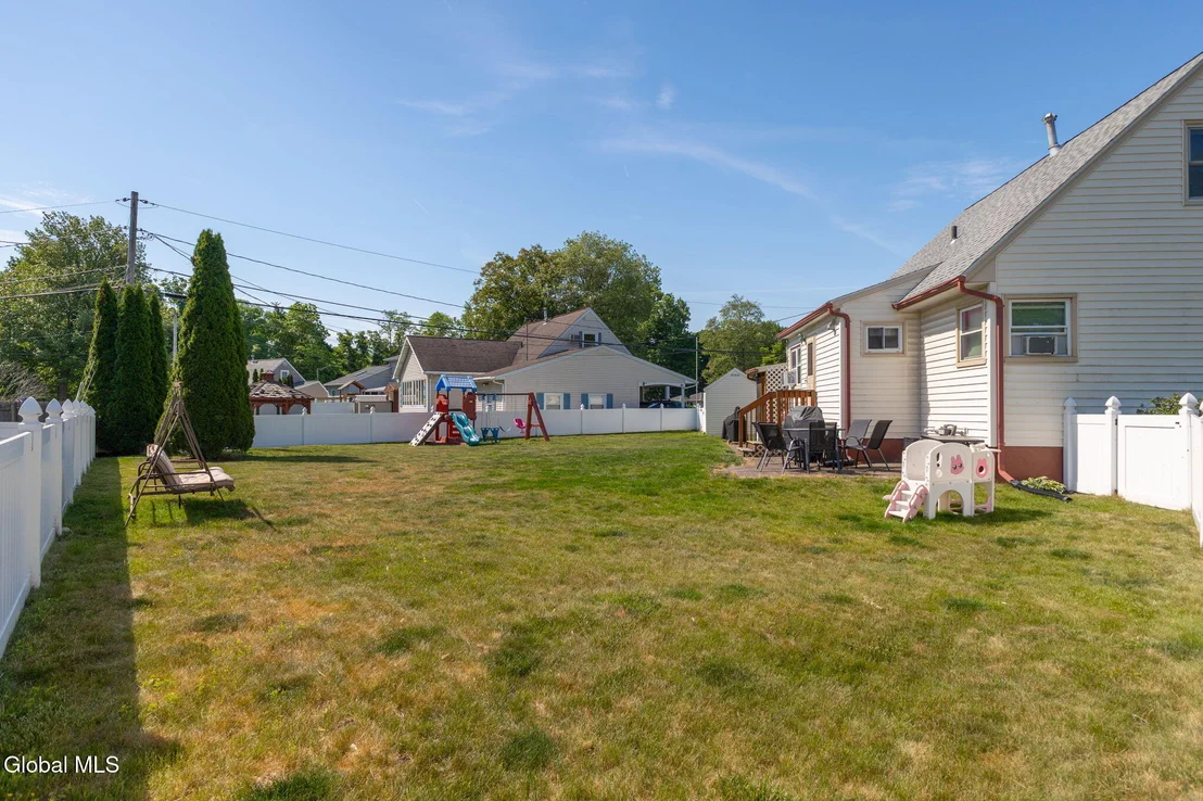 Photo of 10 Tanglewood Road