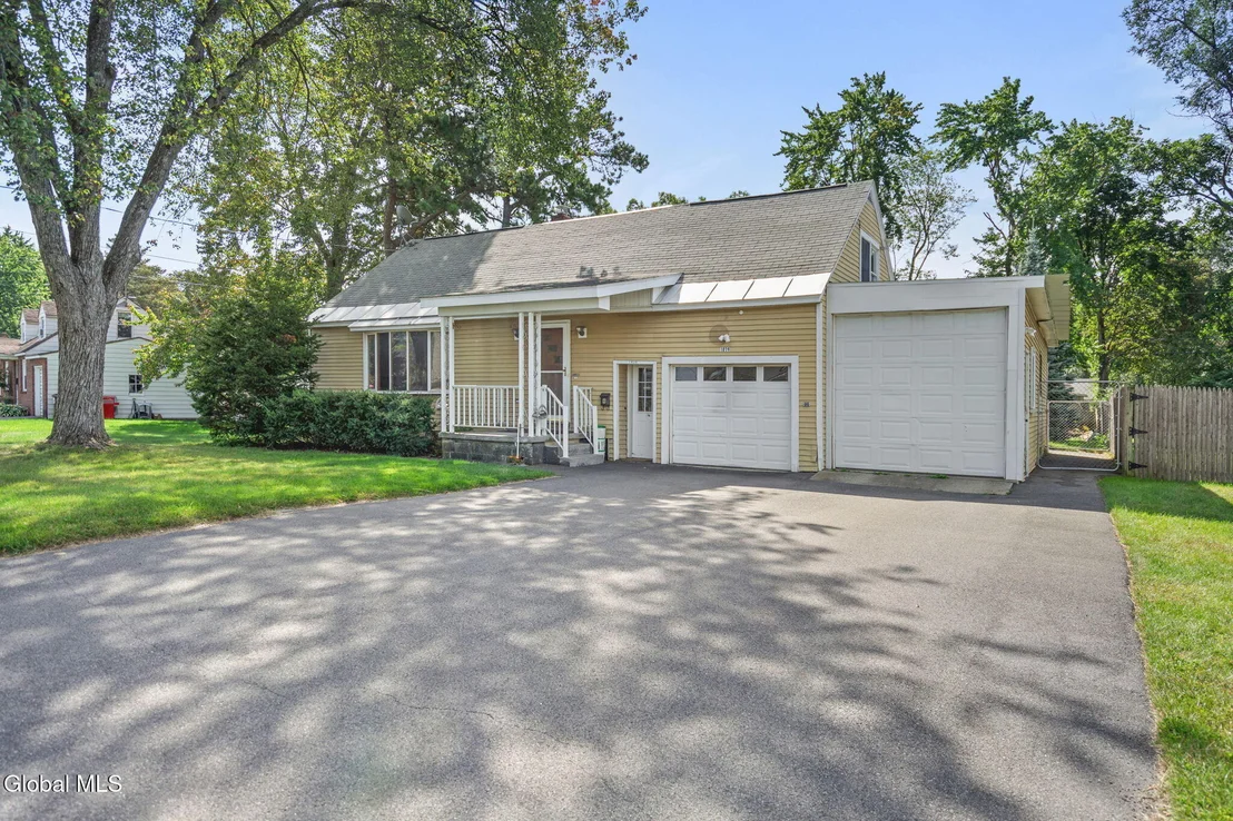 Photo of 1039 Bill Road