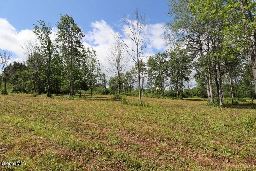 Photo of 468 Middle Road