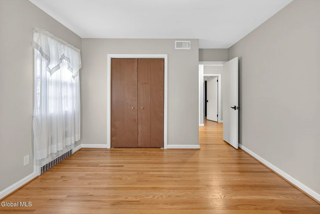 Photo of 10 Willo Lane