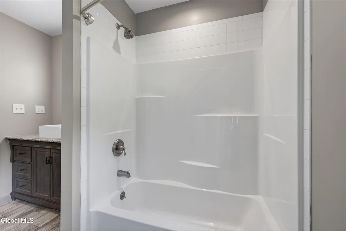 Photo of 162 Clamsteam Road