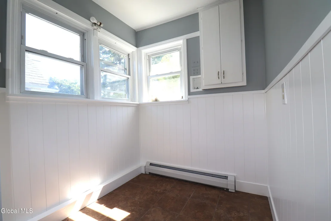 Photo of 417 Eleanor Street