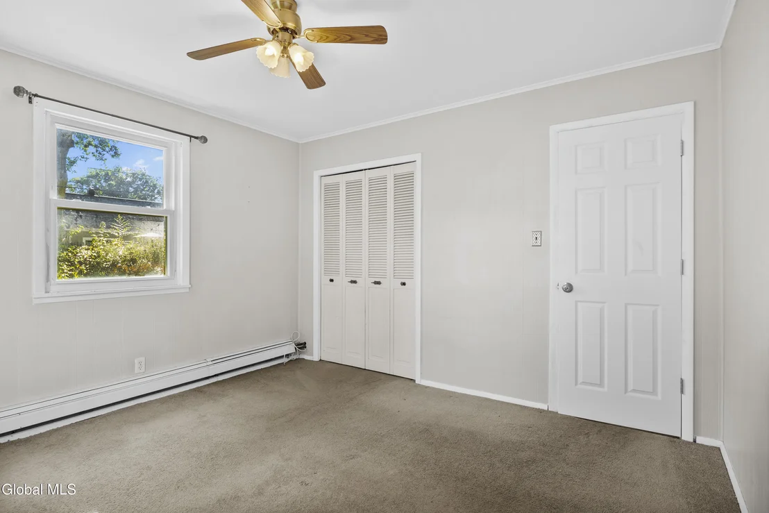 Photo of 1083 Inner Drive