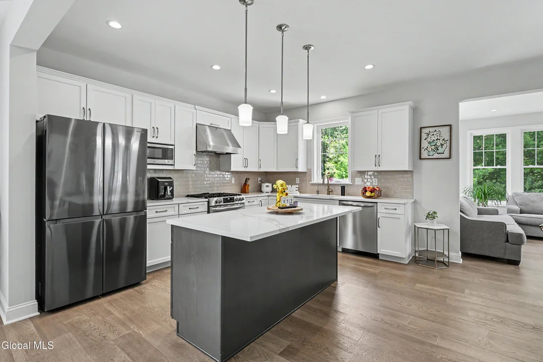 Photo of 30 Greenbrier Way