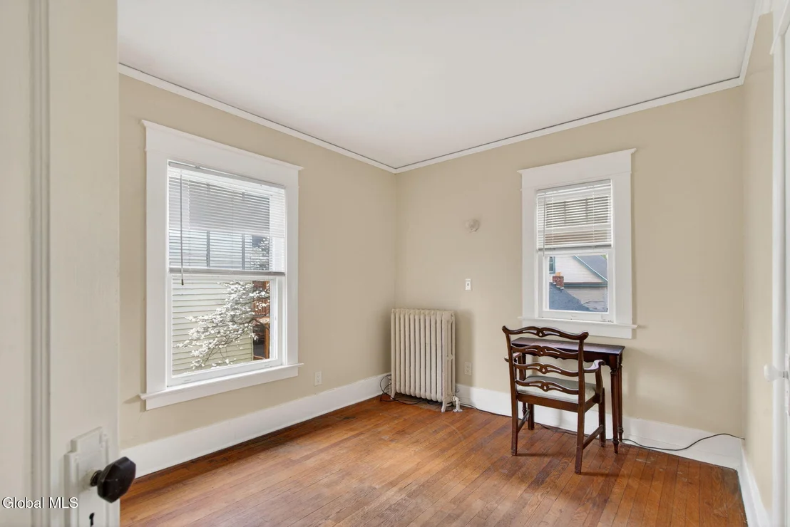 Photo of 446 Yates Street