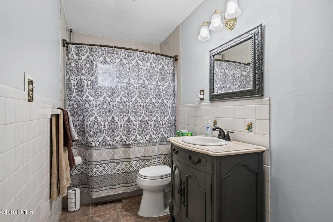 Photo of 2525 Consaul Road