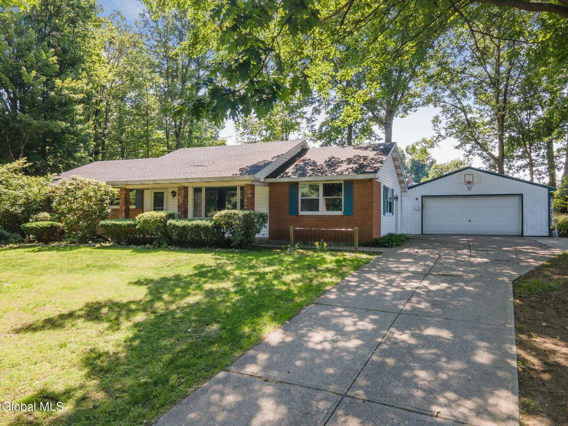Photo of 11 Matthew Drive