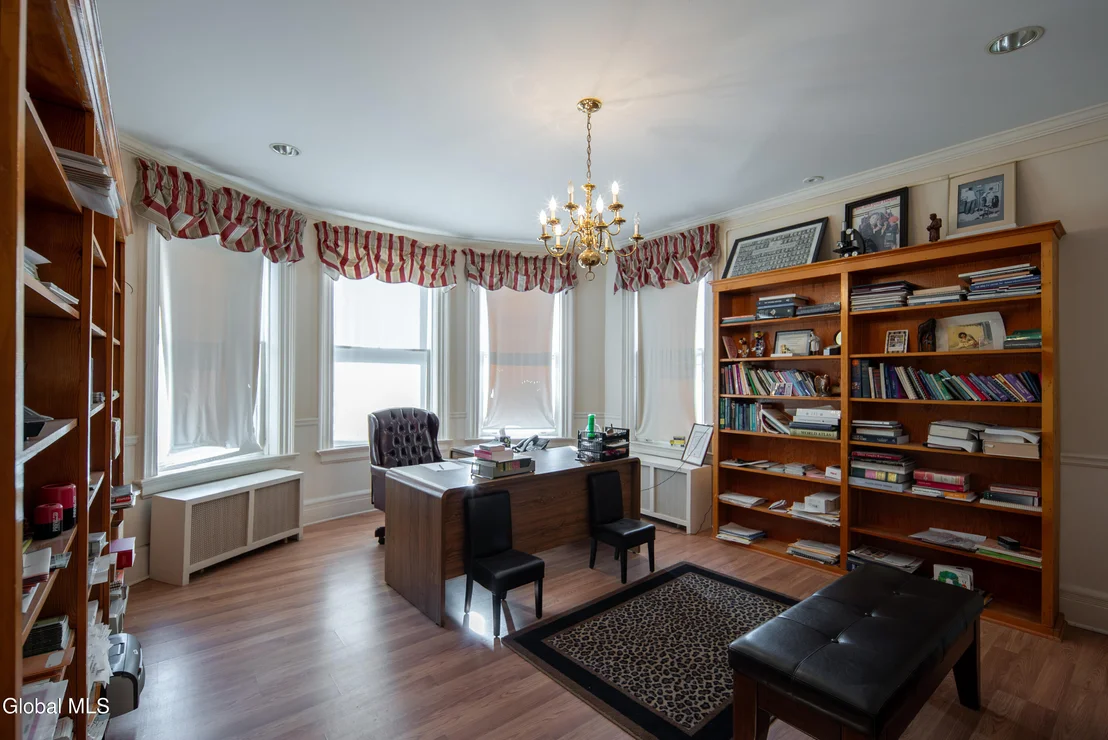 Photo of 701 Union Street