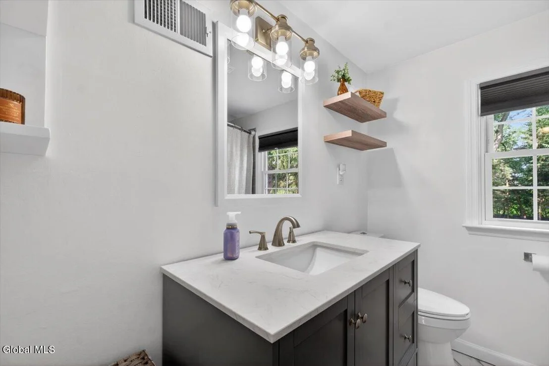 Photo of 187A Sunnyside Road