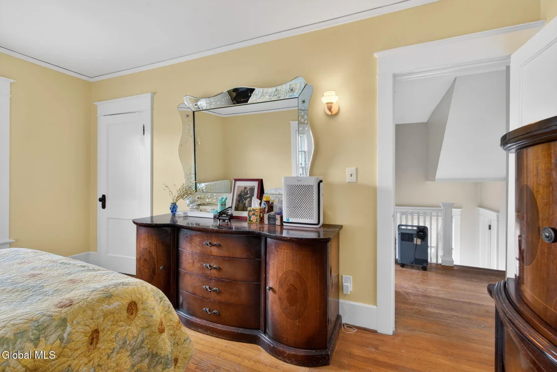 Photo of 446 Yates Street