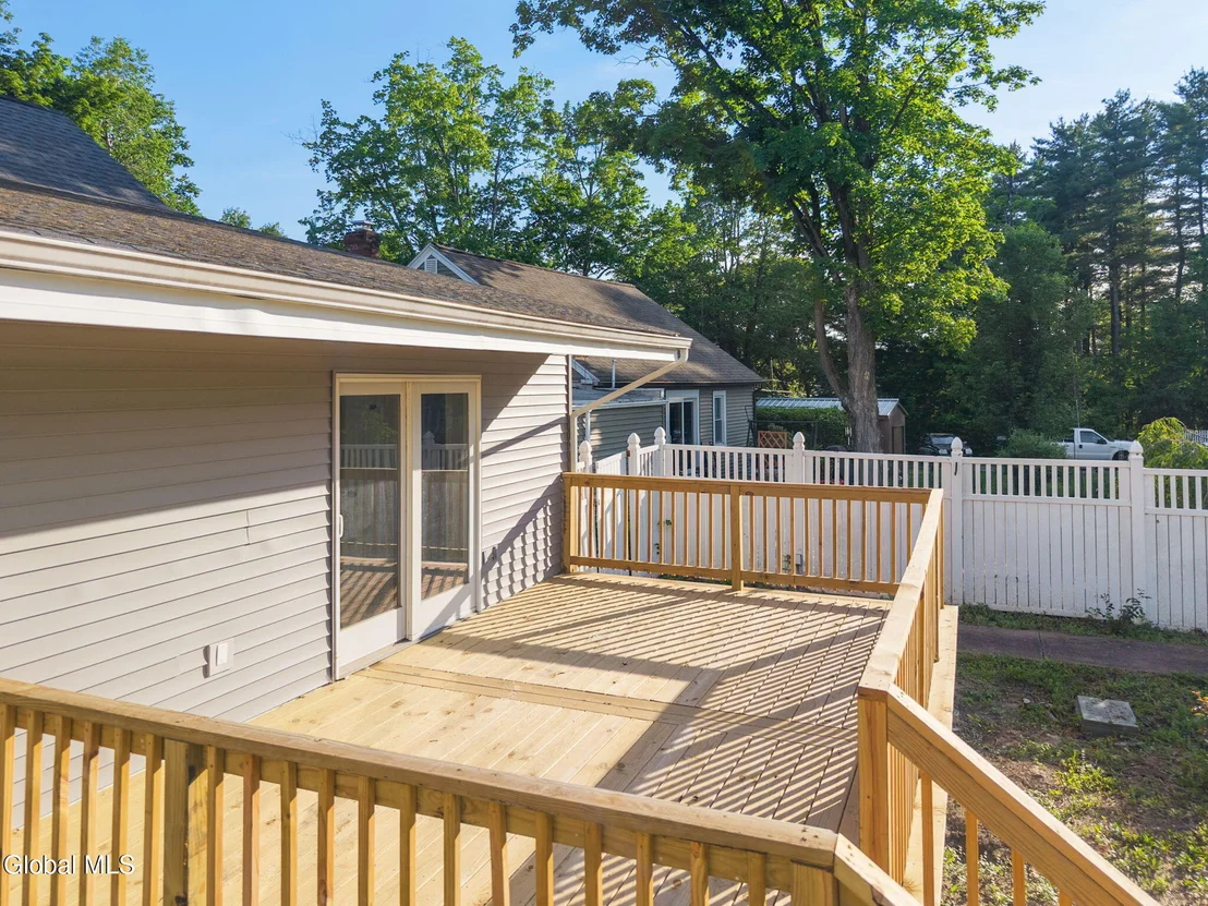 Photo of 27 Plank Road