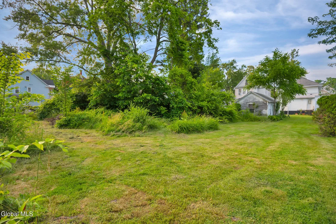 Photo of 1322 Alden Place