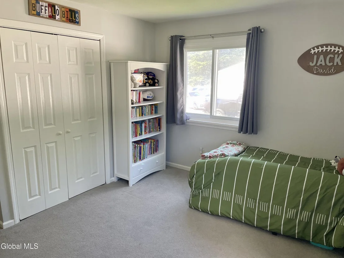 Photo of 1016 Gates Drive