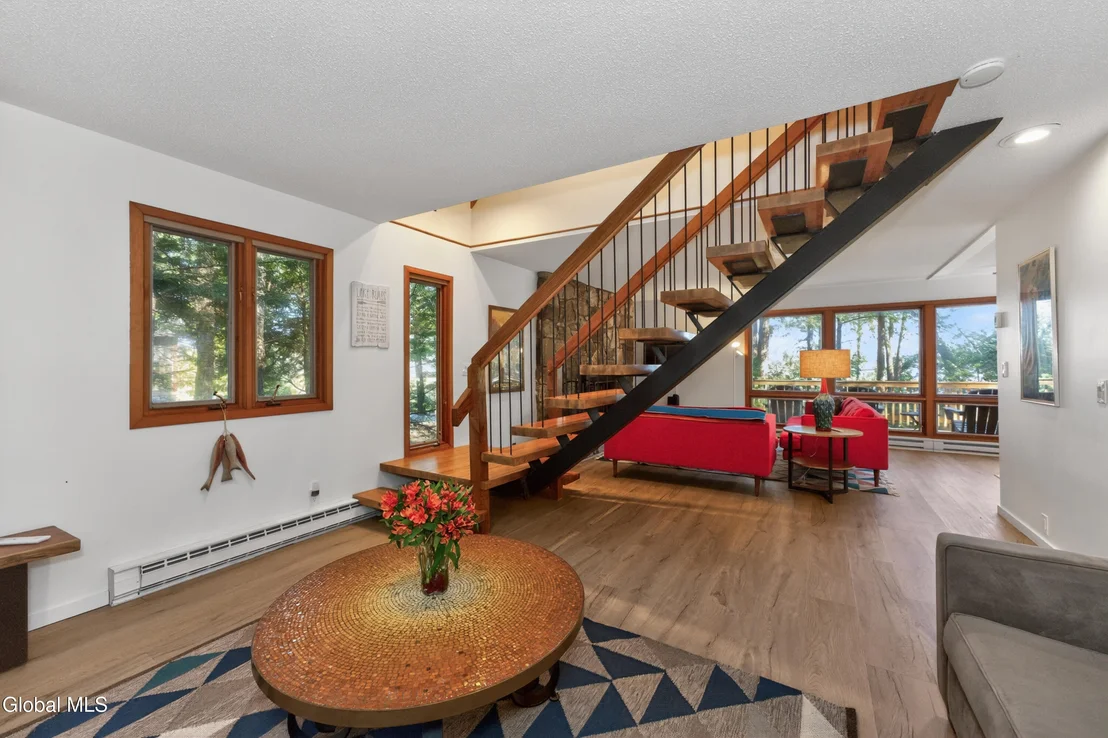 Photo of 55 Lakeview Drive