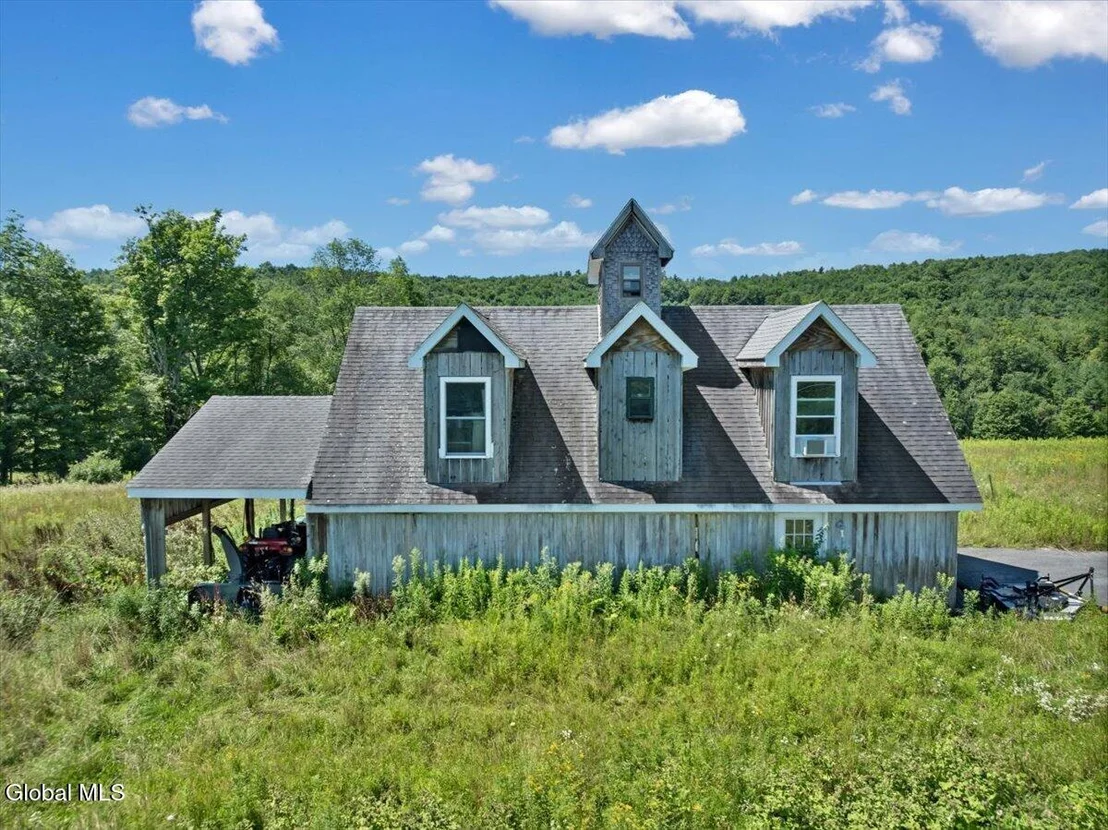 Photo of 3146 State Highway 23