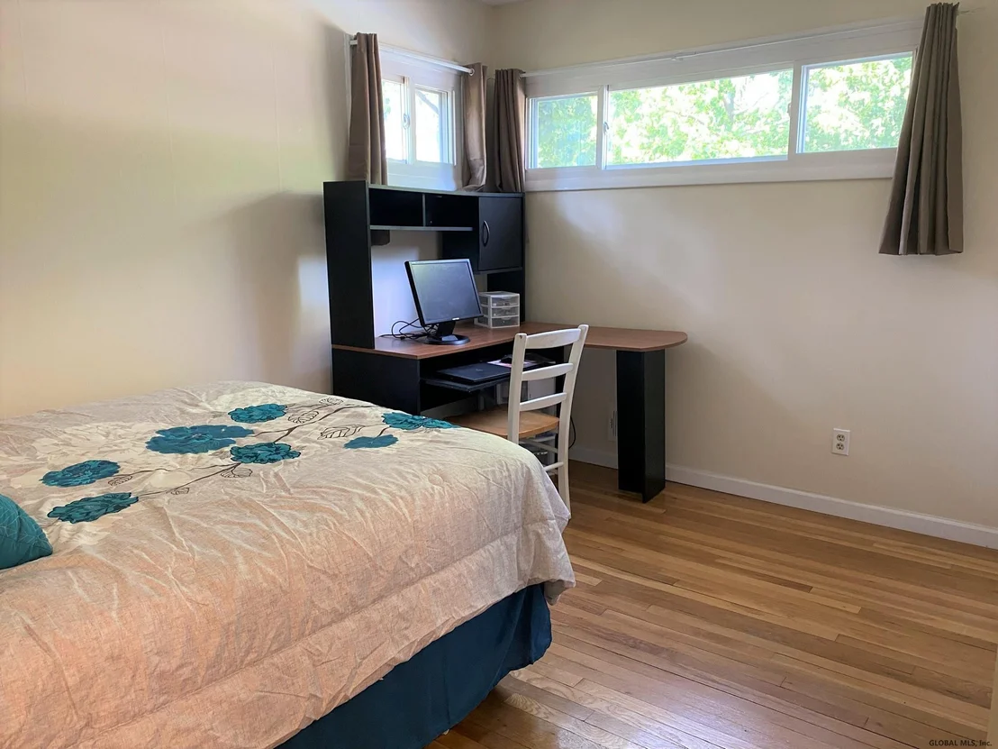 Photo of 4 JEAN Place