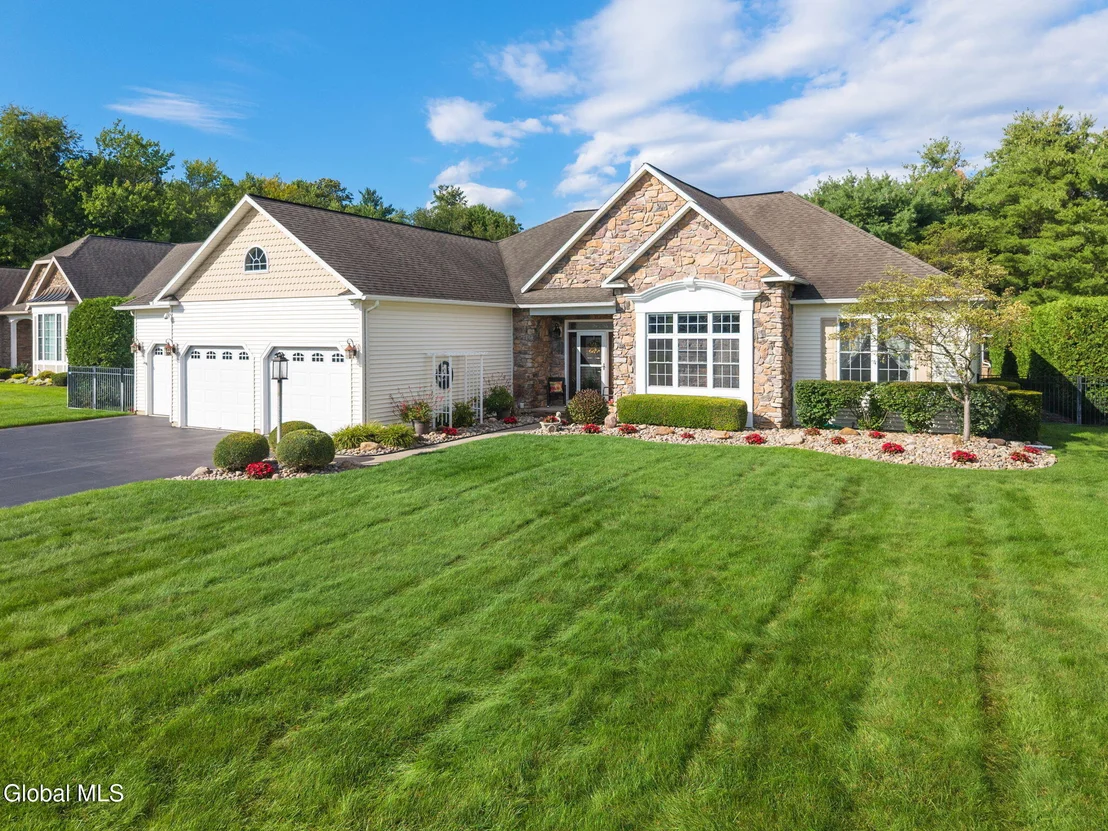 Photo of 1034 Dibella Drive