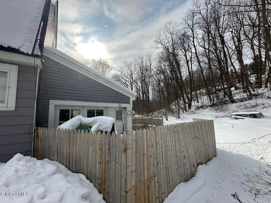 Photo of 37 Howard Avenue