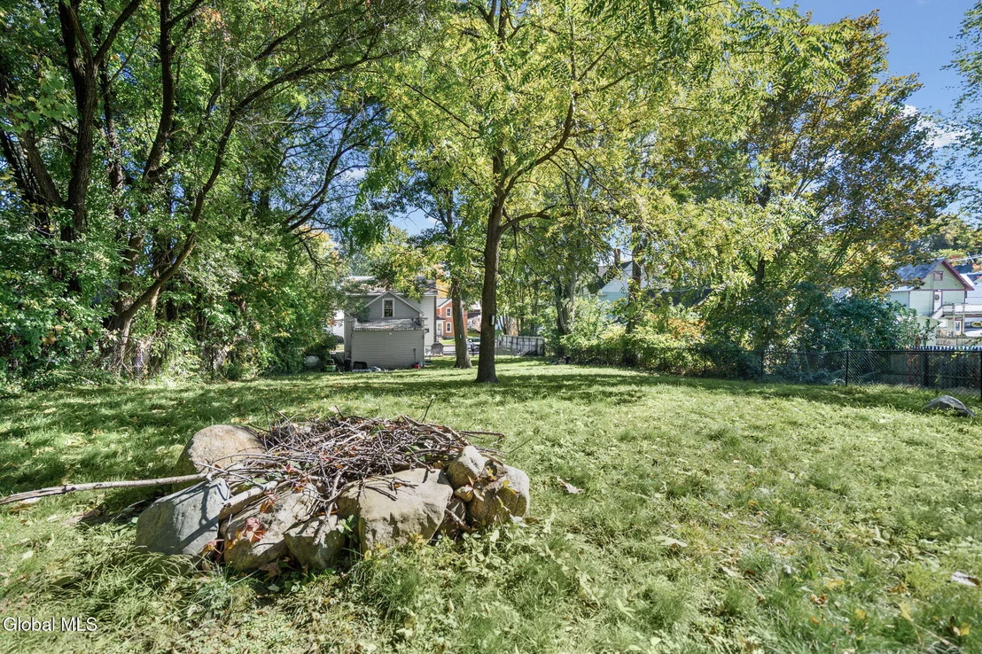 Photo of 218 Center Street