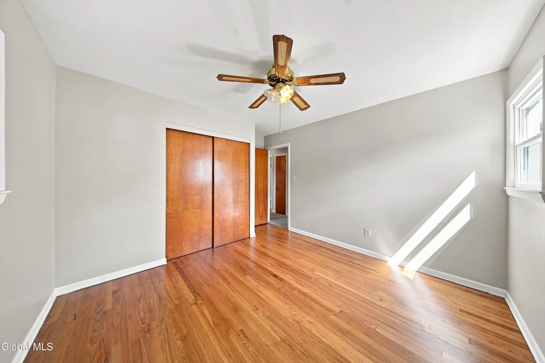 Photo of 4 Pettibone Drive