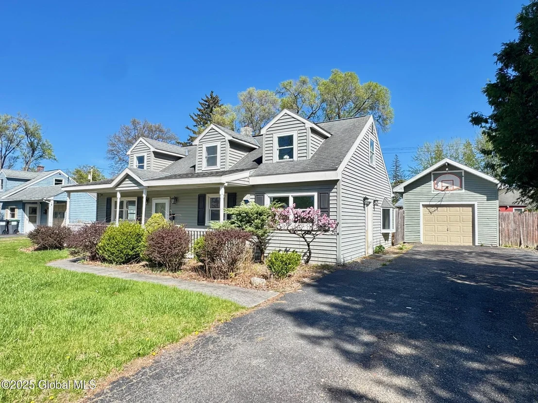 Photo of 1020 Inner Drive