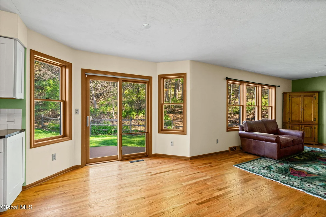 Photo of 107 Fox Run Drive