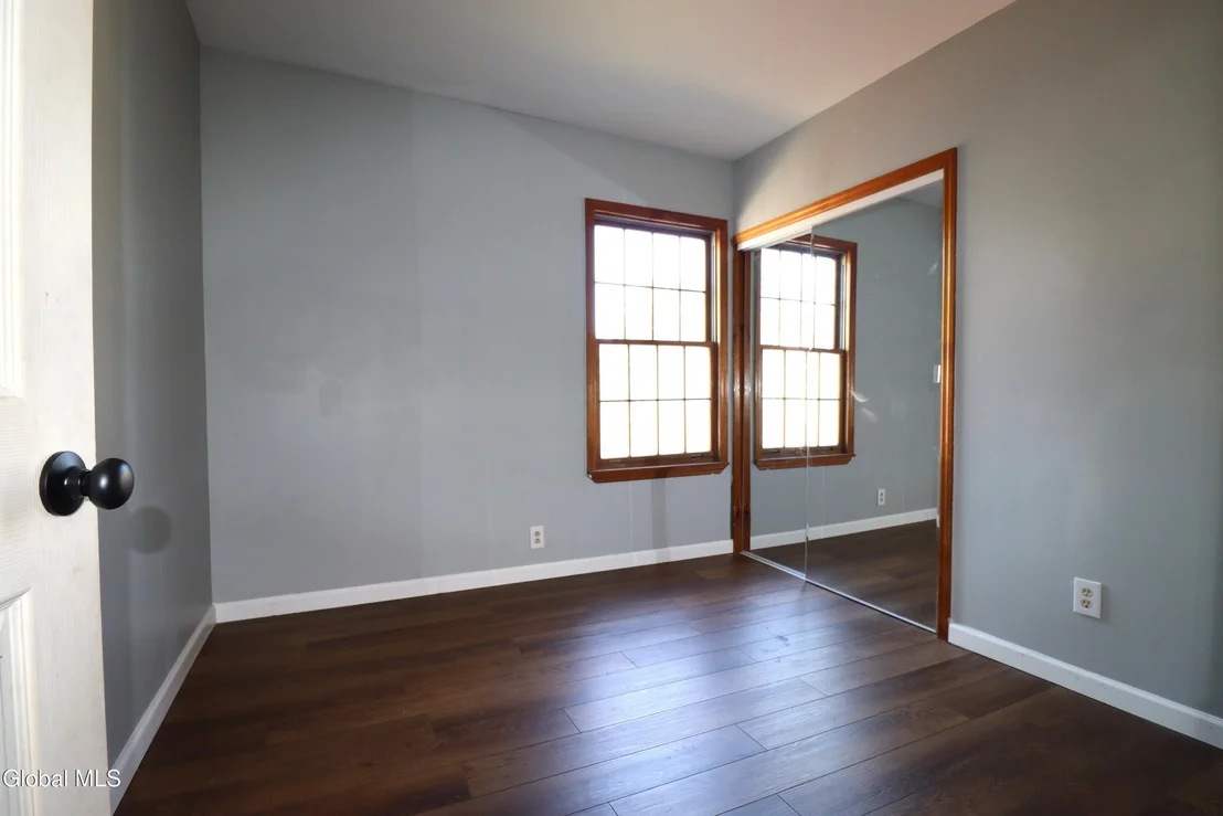 Photo of 319 Melrose Street