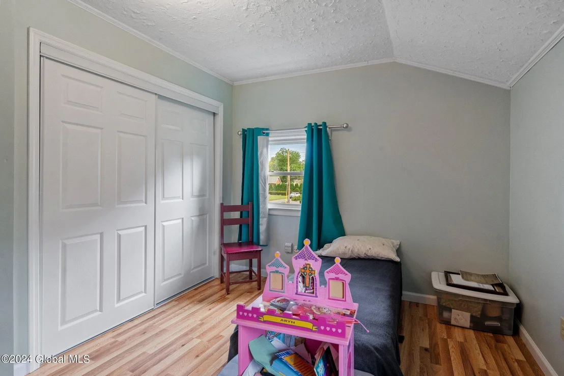Photo of 136 Fabian Drive