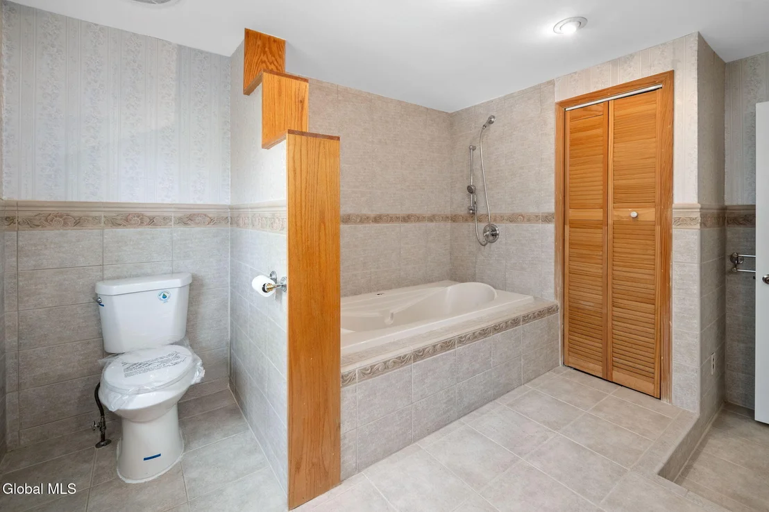 Photo of 5113 Foxwood Drive