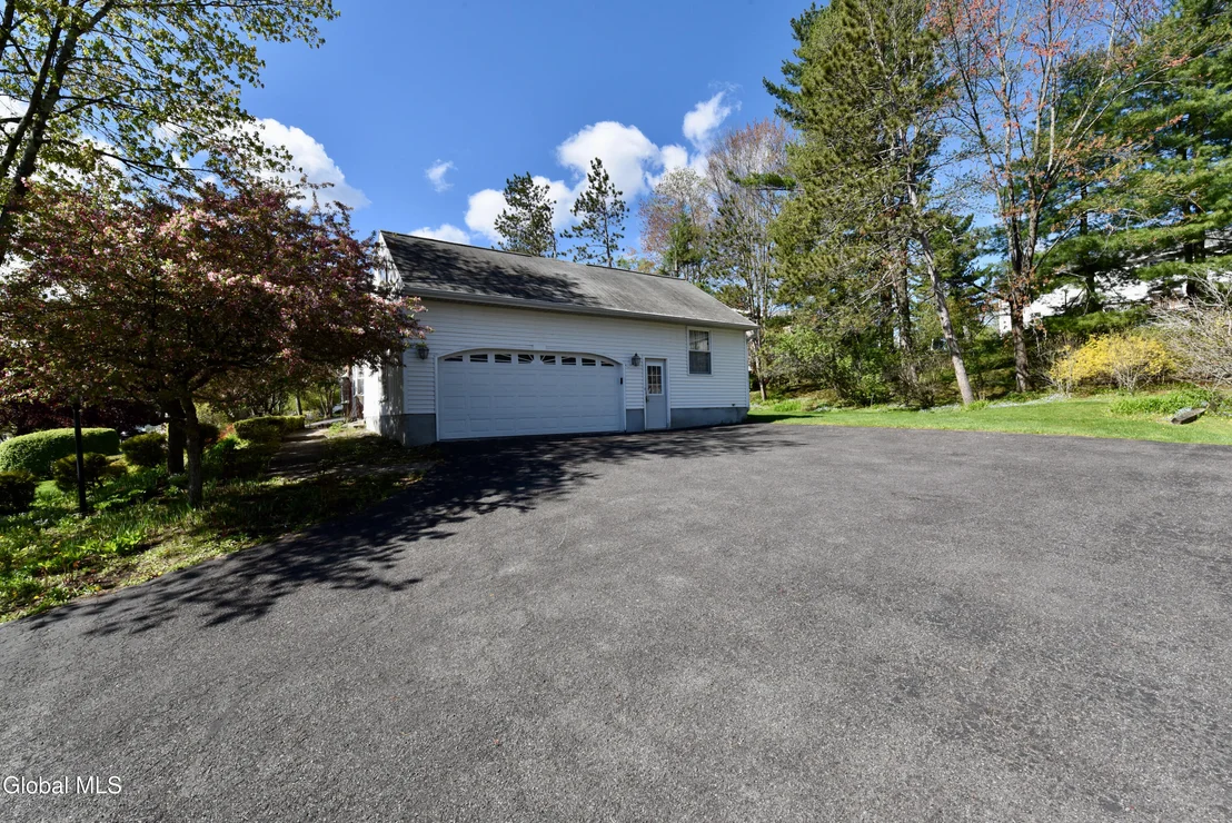 Photo of 1205 Viewmont Drive