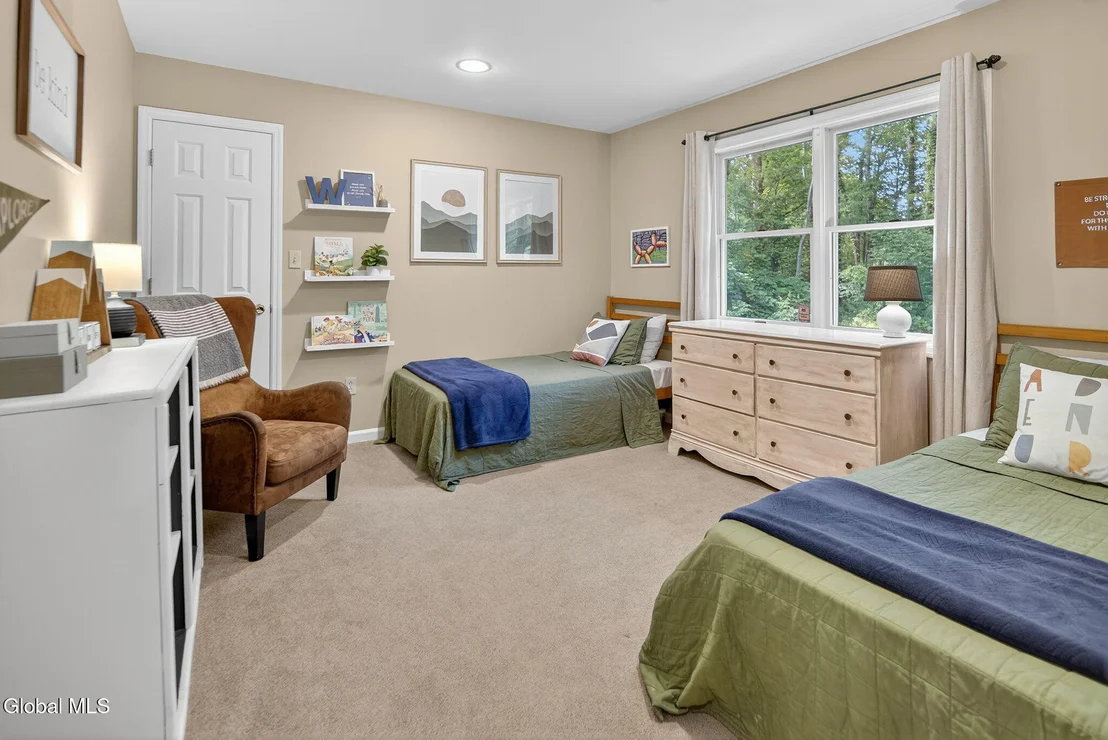 Photo of 72 Maple Road