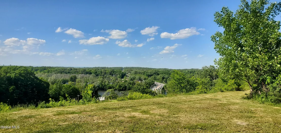 Photo of 2820 Balltown Road